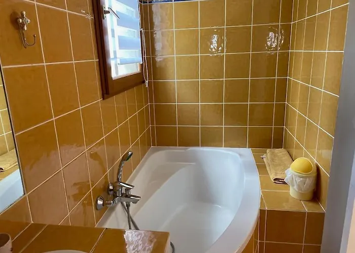 Charmante Maison De Village Porto-Vecchio (Corsica)